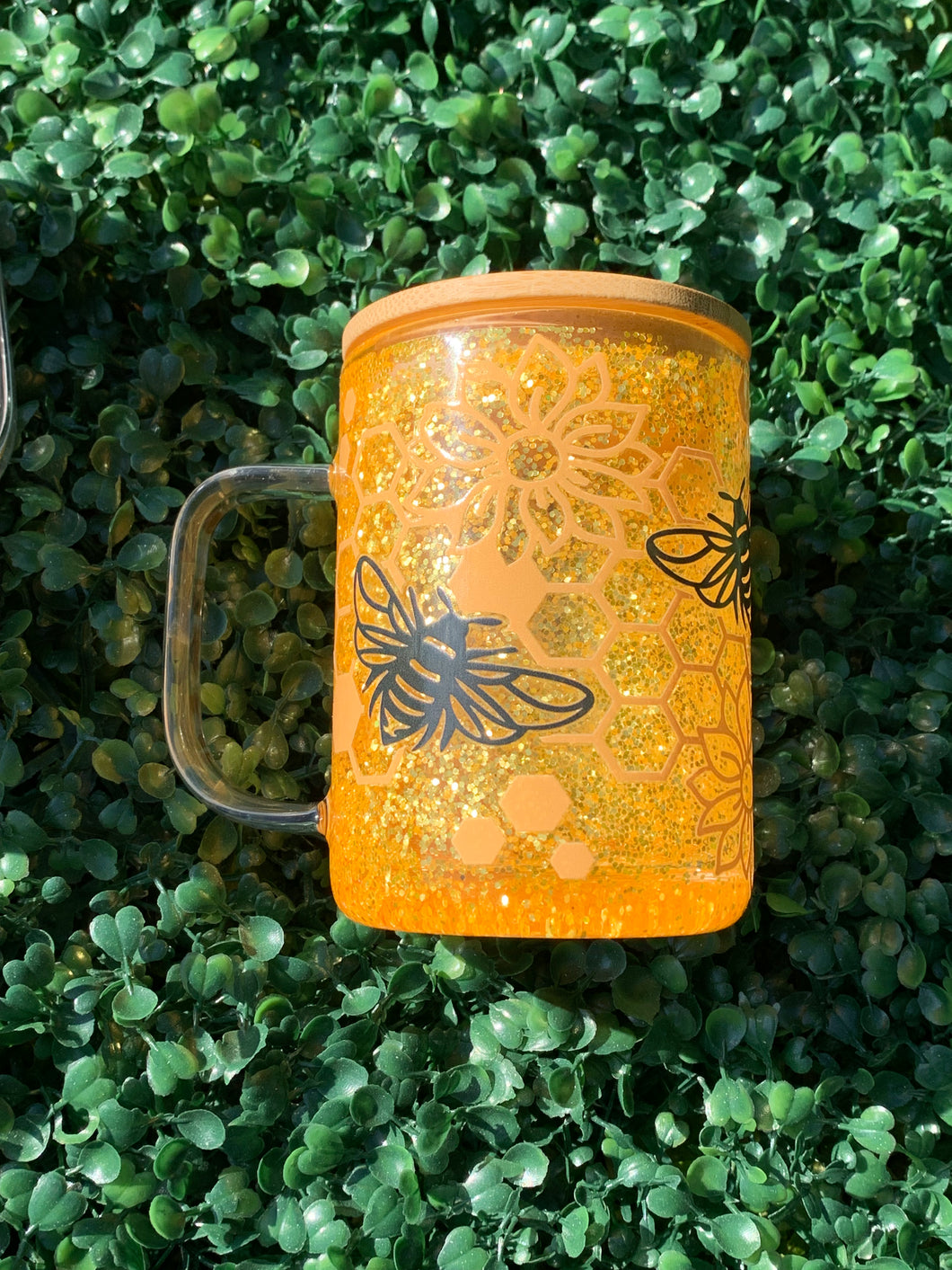 Bee & Honey Comb - Snow Globe Coffee Mug