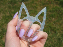 Load image into Gallery viewer, White Glitter Kitty Keychain
